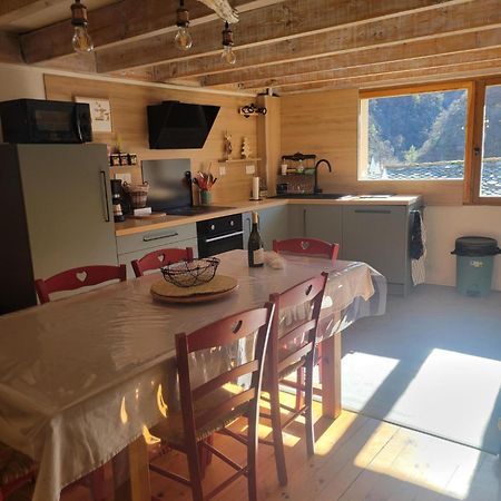 Paisible Maison Dans Les Pyrenees Fontpédrouse Екстериор снимка